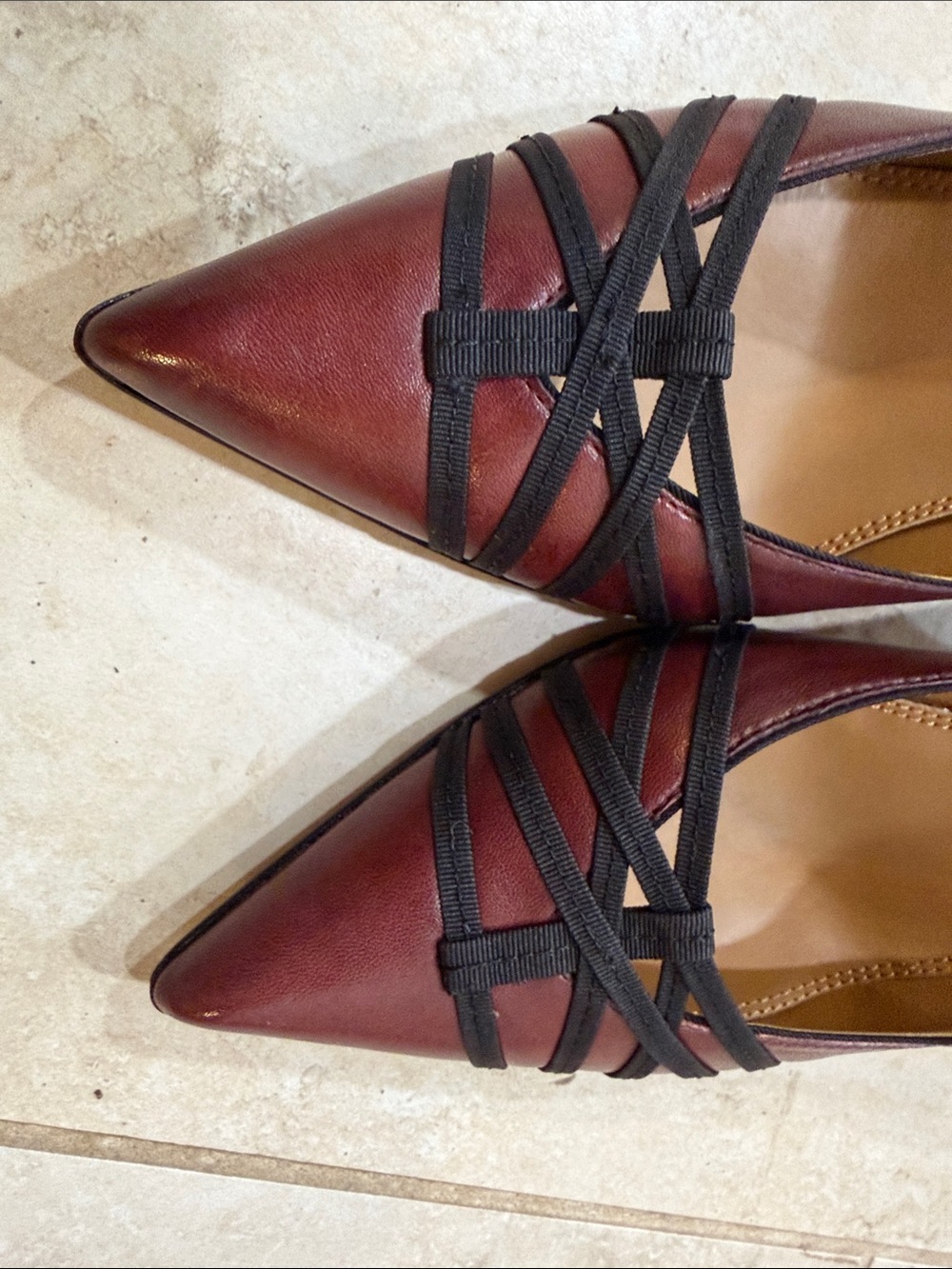 Tahari Burgundy Pointed Leather Pumps with Black Strap Detail - Picture 5 of 6